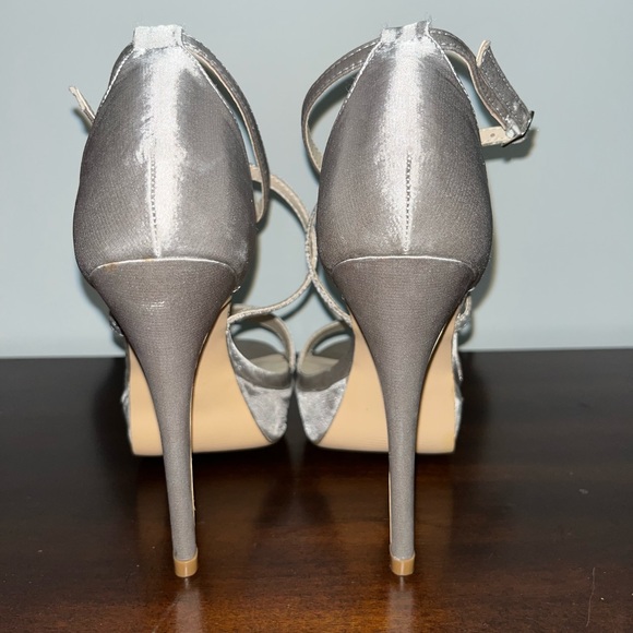 Le Château Silver platform stiletto heels - Picture 4 of 4